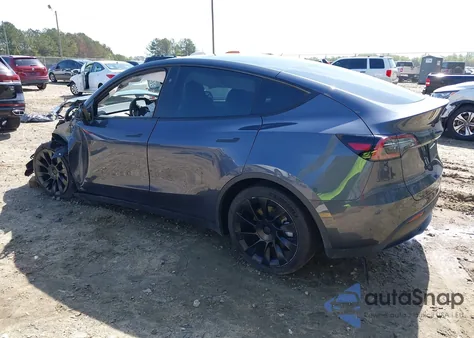 2023 Tesla Model Y Awd/Long Range Dual Motor All-Wheel Drive из США, поврежденный, VIN 7SAYGDEE9PA171190